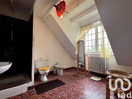 Maison - 212 m² - 8 pièces