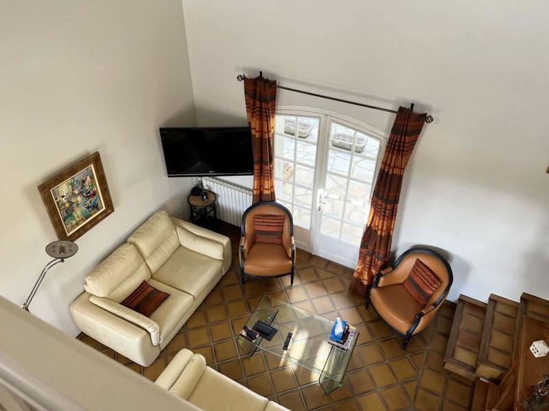 Maison - 163 m² - 7 pièces