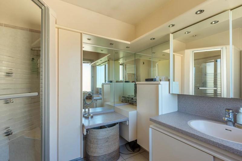 Duplex - 149 m² - 4 pièces