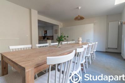 Chambre - 11 m² - 1 pièce