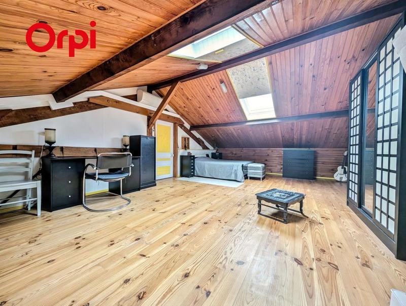 Maison - 96 m² - 4 pièces