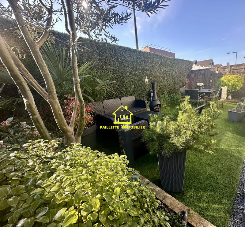 Maison traditionnelle - 105 m² - 4 pièces