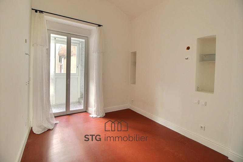 Appartement - 94 m² - 3 pièces