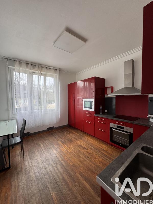 Maison - 180 m² - 8 pièces