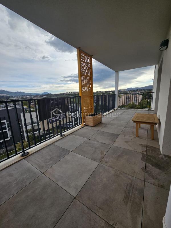 Appartement - 73 m² - 4 pièces