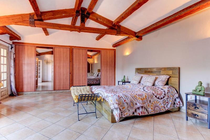 Maison - 165 m² - 5 pièces