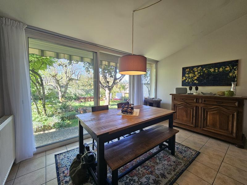 Maison traditionnelle - 157 m² - 4 pièces