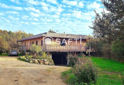 Maison - 214 m² - 7 pièces