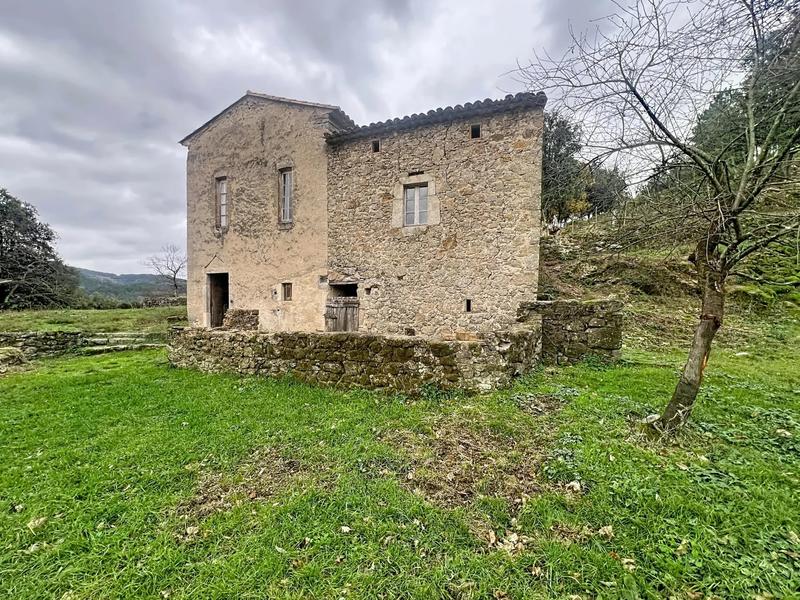 Propriété - 190 m² - 7 pièces