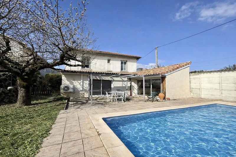 Maison - 173 m² - 6 pièces