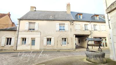 Maison de ville - 216 m² - 8 pièces