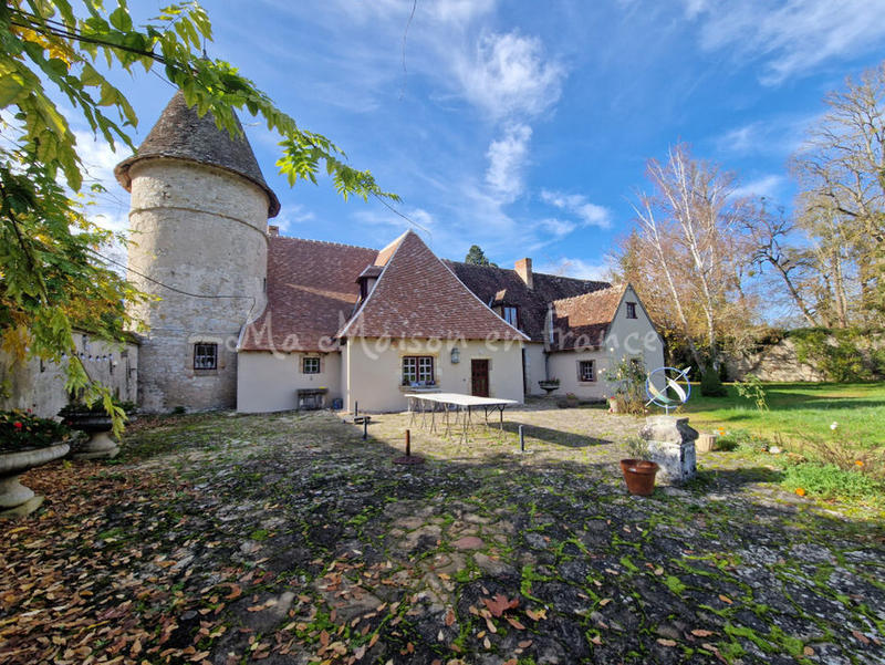 Château - 395 m² - 12 pièces