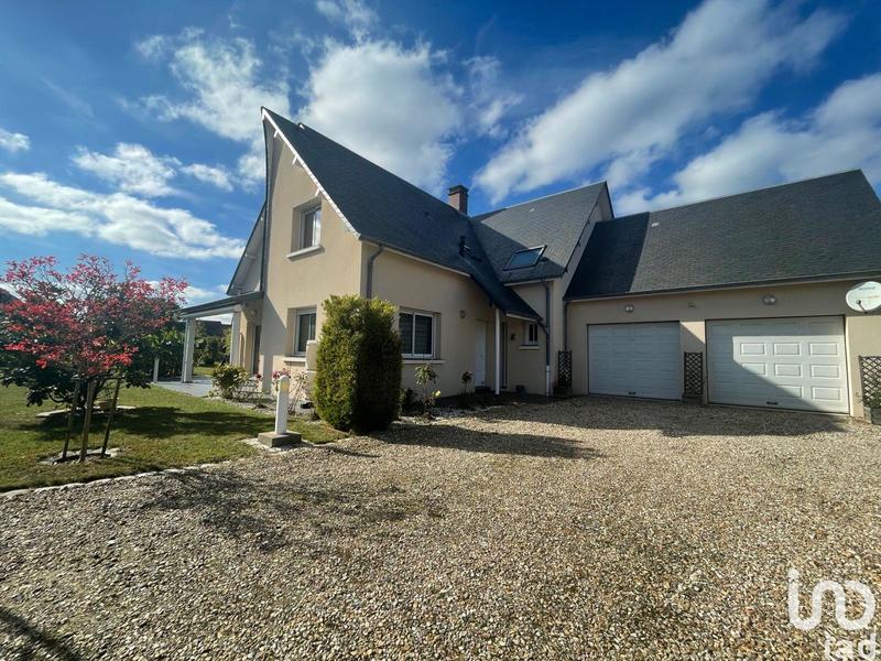 Maison - 238 m² - 5 pièces