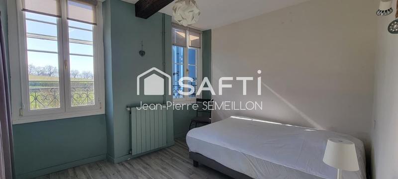 Maison - 222 m² - 8 pièces