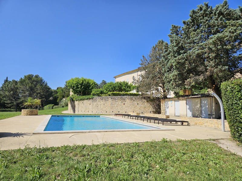 Château - 120 m² - 3 pièces