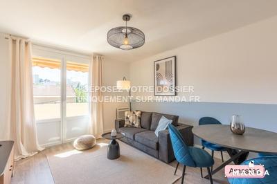 Chambre - 62 m² - 4 pièces