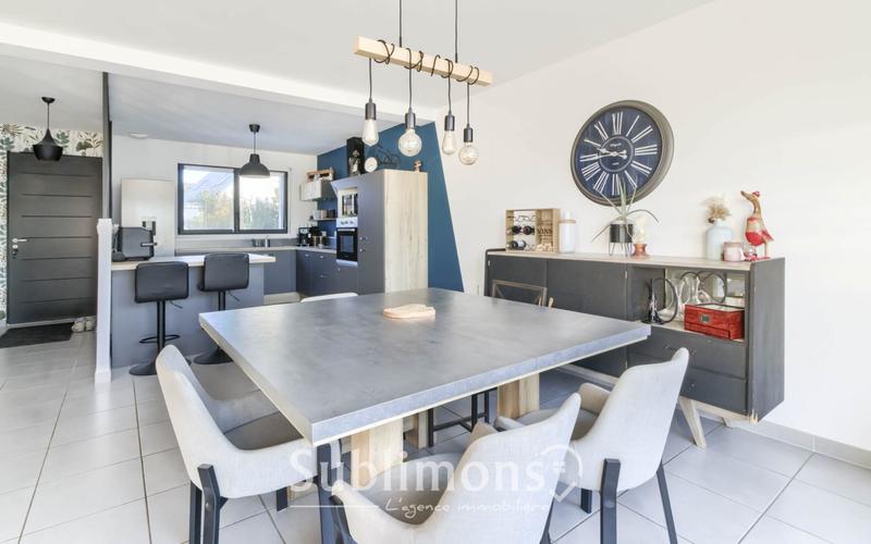 Maison - 100 m² - 4 pièces