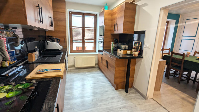 Appartement - 80 m² - 4 pièces