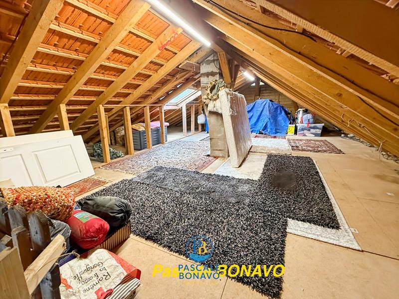 Maison - 324 m² - 13 pièces