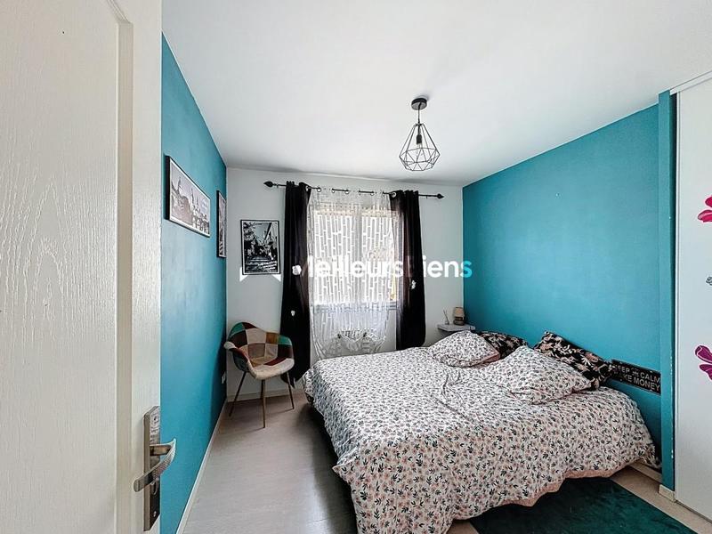 Maison - 97 m² - 5 pièces