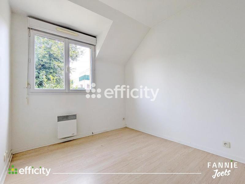 Maison - 98 m² - 5 pièces