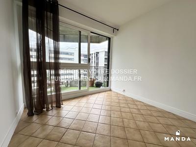 Appartement - 105 m² - 6 pièces