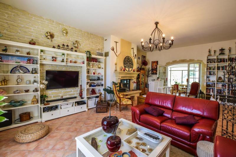 Maison - 185 m² - 5 pièces