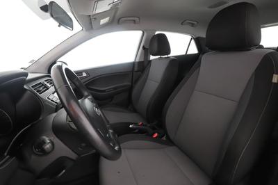 Hyundai i20 1.2 Initia 75 ch