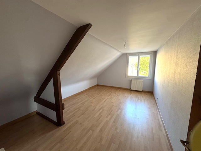 Château - 144 m² - 7 pièces