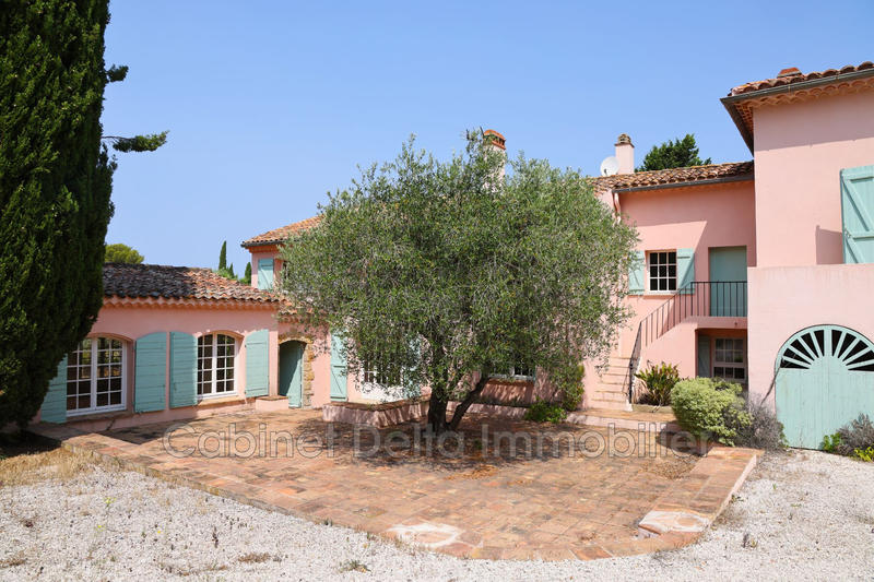 Bastide - 400 m² - 15 pièces