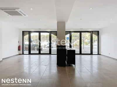 Local commercial - 66 m²