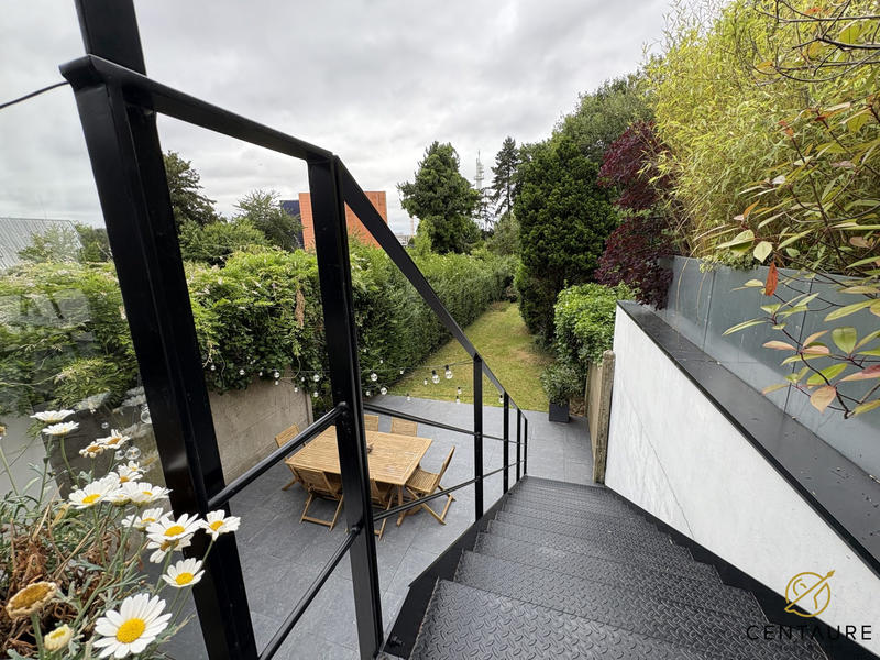 Maison - 143 m² - 6 pièces