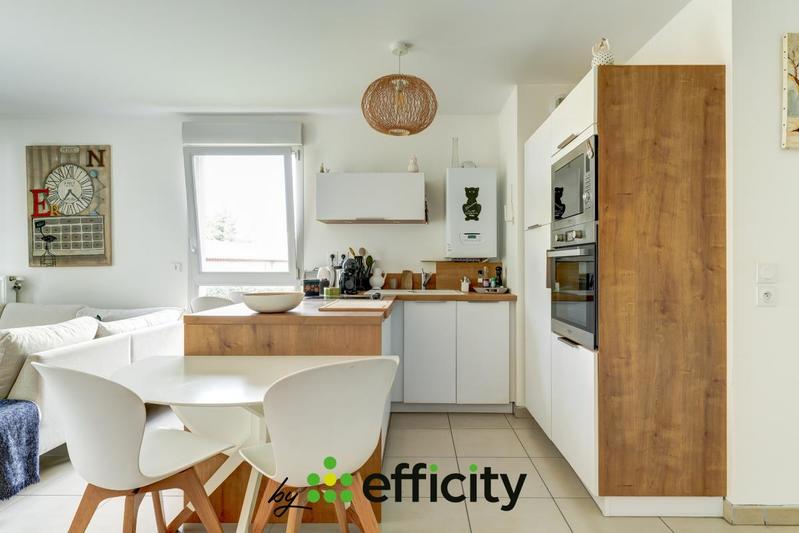 Appartement - 65 m² - 3 pièces