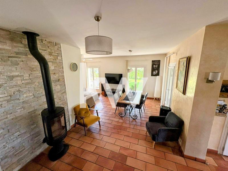 Maison - 153 m² - 6 pièces