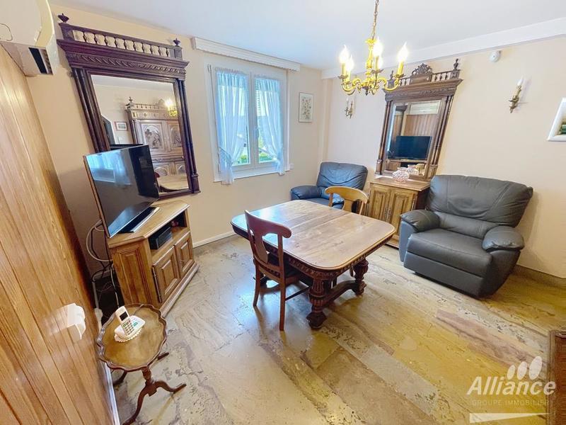 Maison - 80 m² - 4 pièces