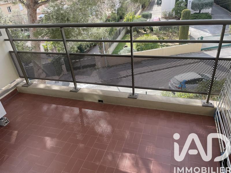 Appartement - 83 m² - 5 pièces