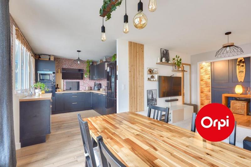 Appartement - 81 m² - 4 pièces