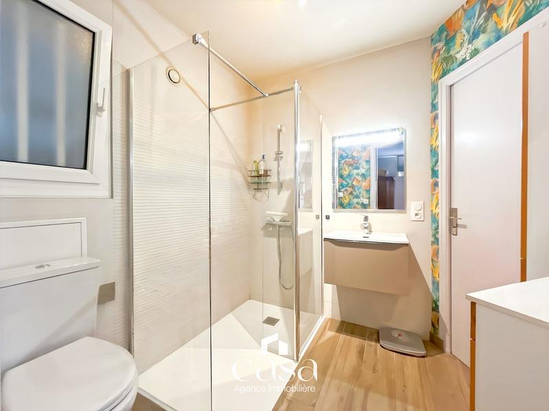 Maison - 143 m² - 7 pièces