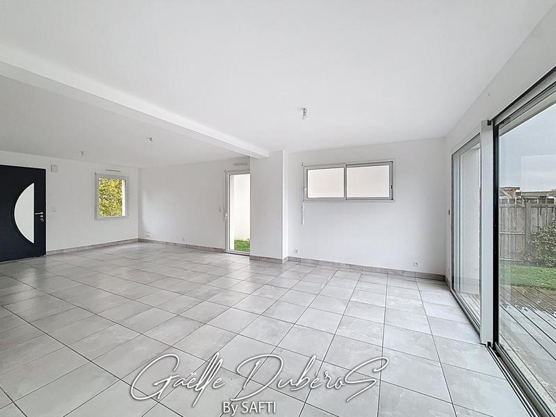 Maison - 102 m² - 6 pièces