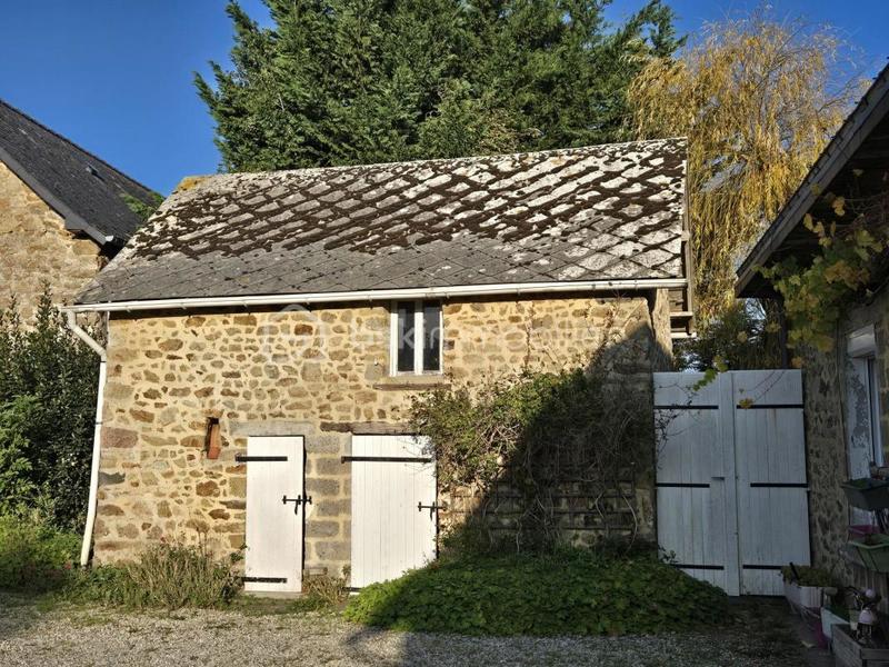 Maison en pierre - 195 m² - 6 pièces