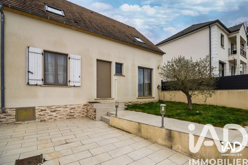 Maison - 98 m² - 6 pièces