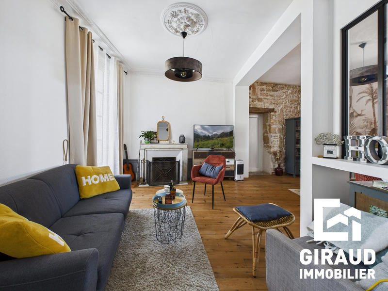 Maison - 86 m² - 5 pièces