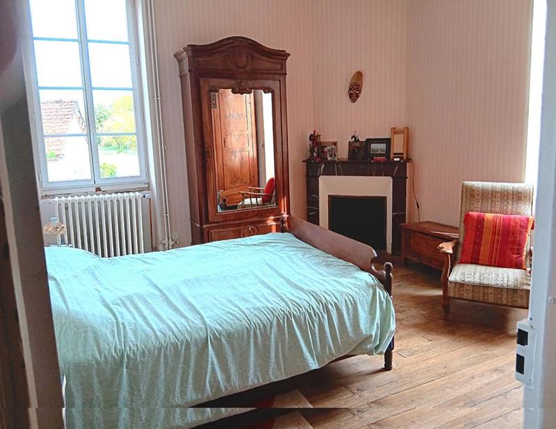 Maison - 200 m² - 10 pièces