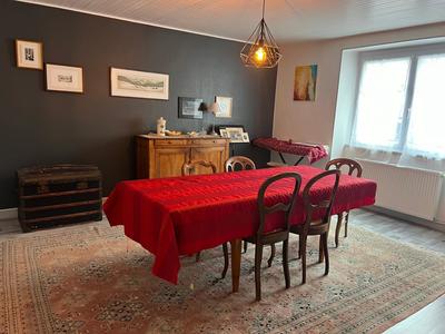 Maison - 147 m² - 6 pièces