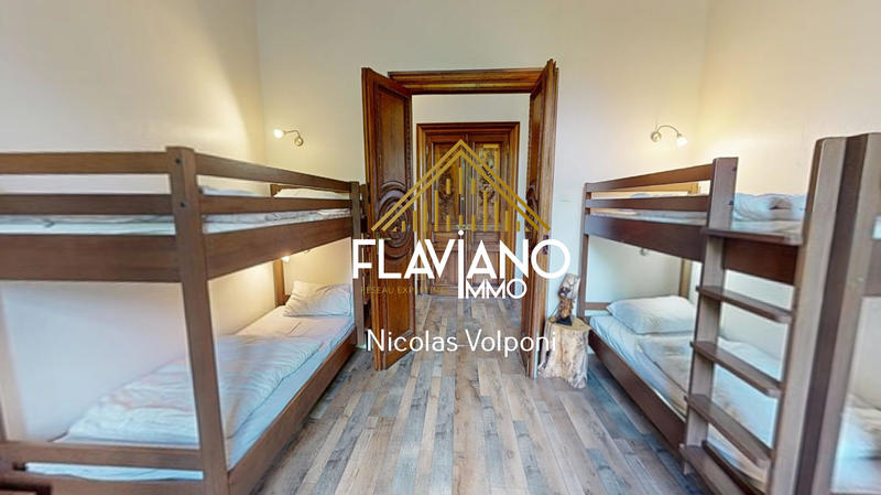 Appartement - 92 m² - 4 pièces