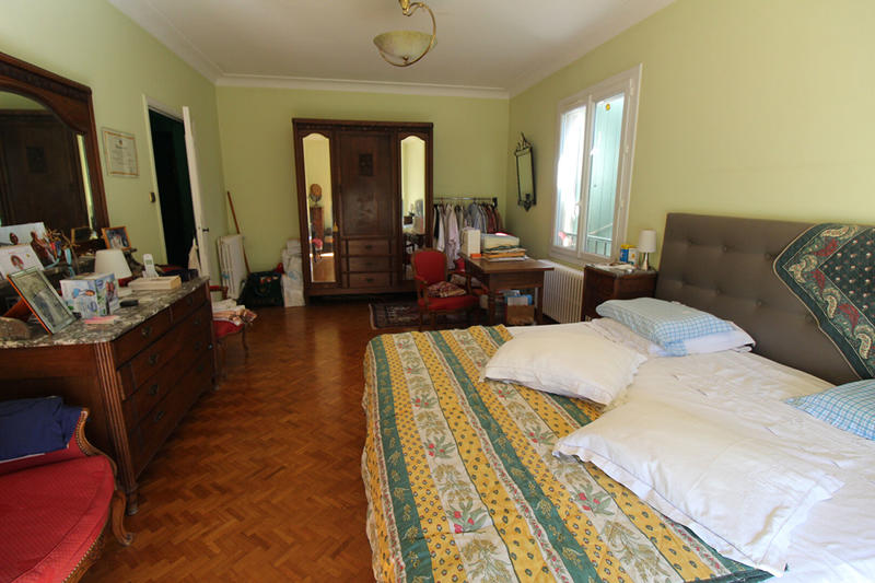 Mas - 400 m² - 10 pièces