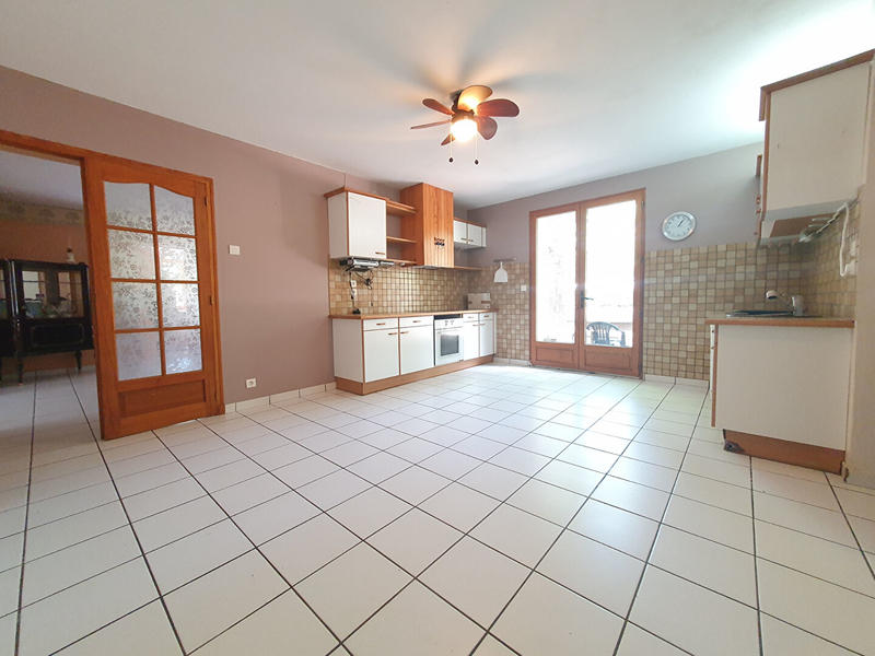 Maison - 283 m² - 9 pièces