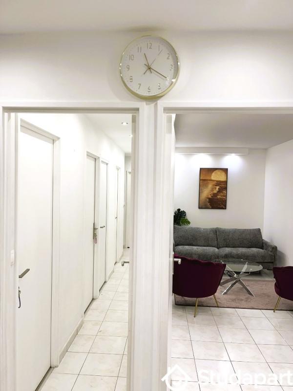 Chambre - 101 m² - 1 pièce