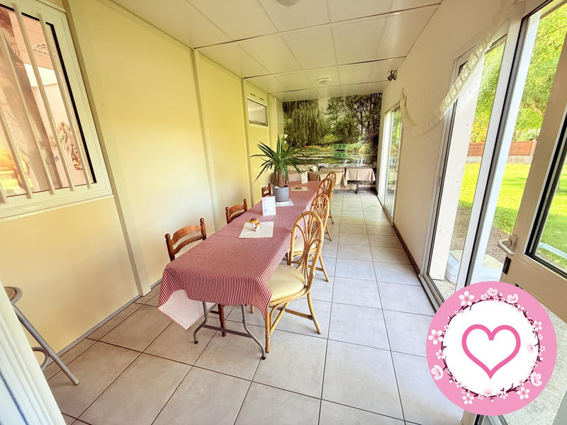 Fonds de commerce - Hôtellerie / Restauration - 143 m²