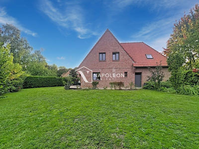 Maison - 190 m² - 6 pièces